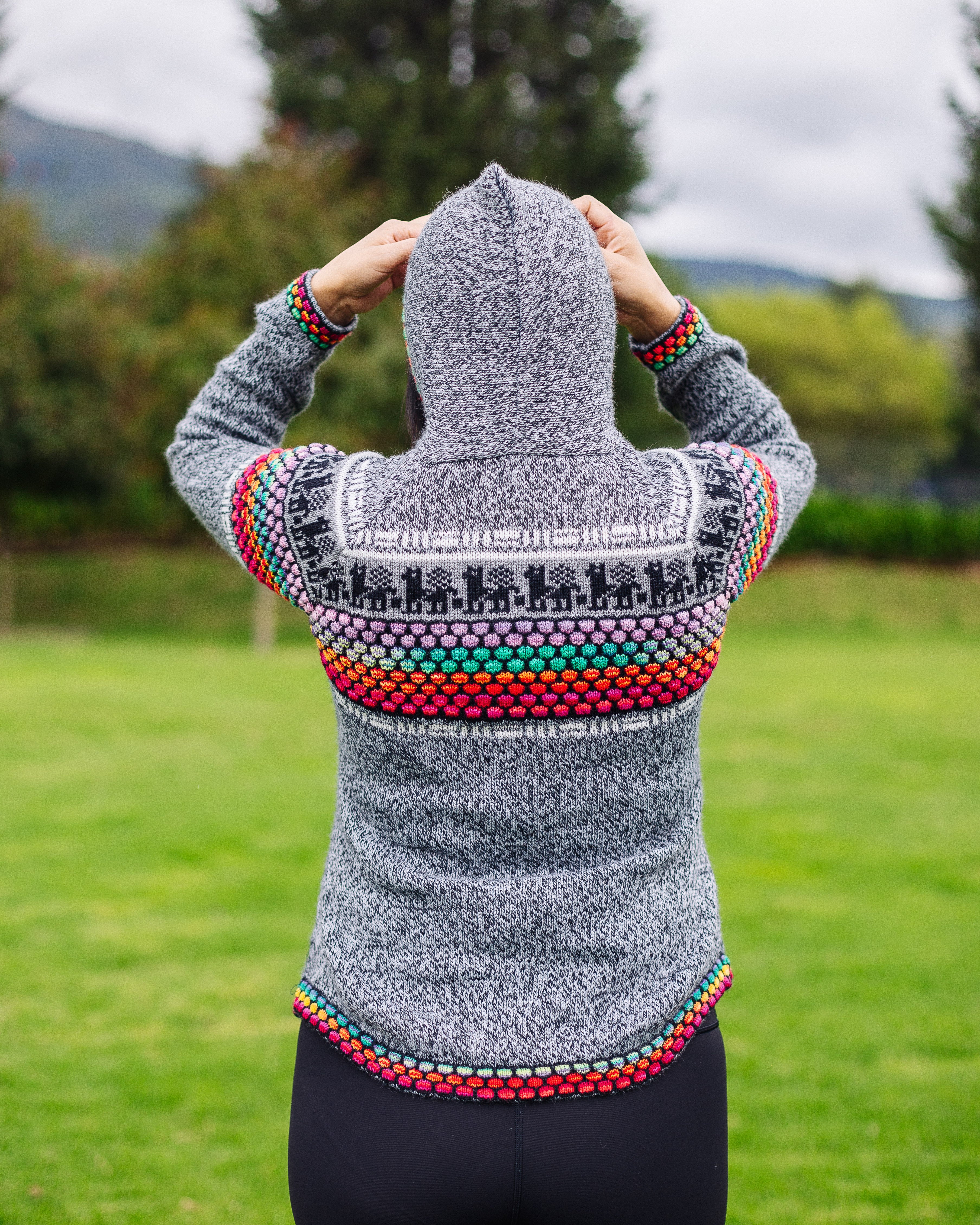 Grey Traditional Alpaca Sweater - Warmpaka