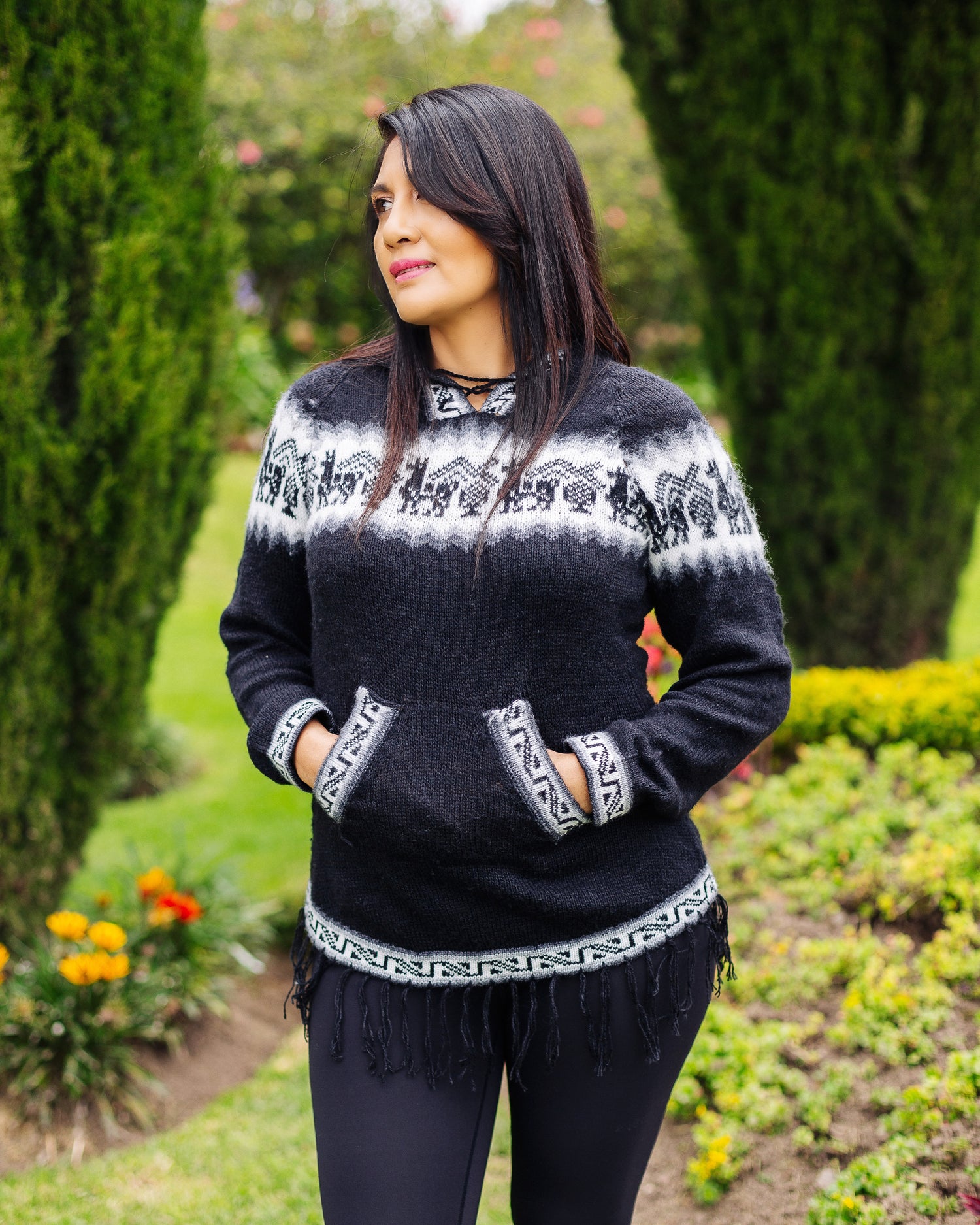 Black Hooded Alpaca Sweater - Warmpaka