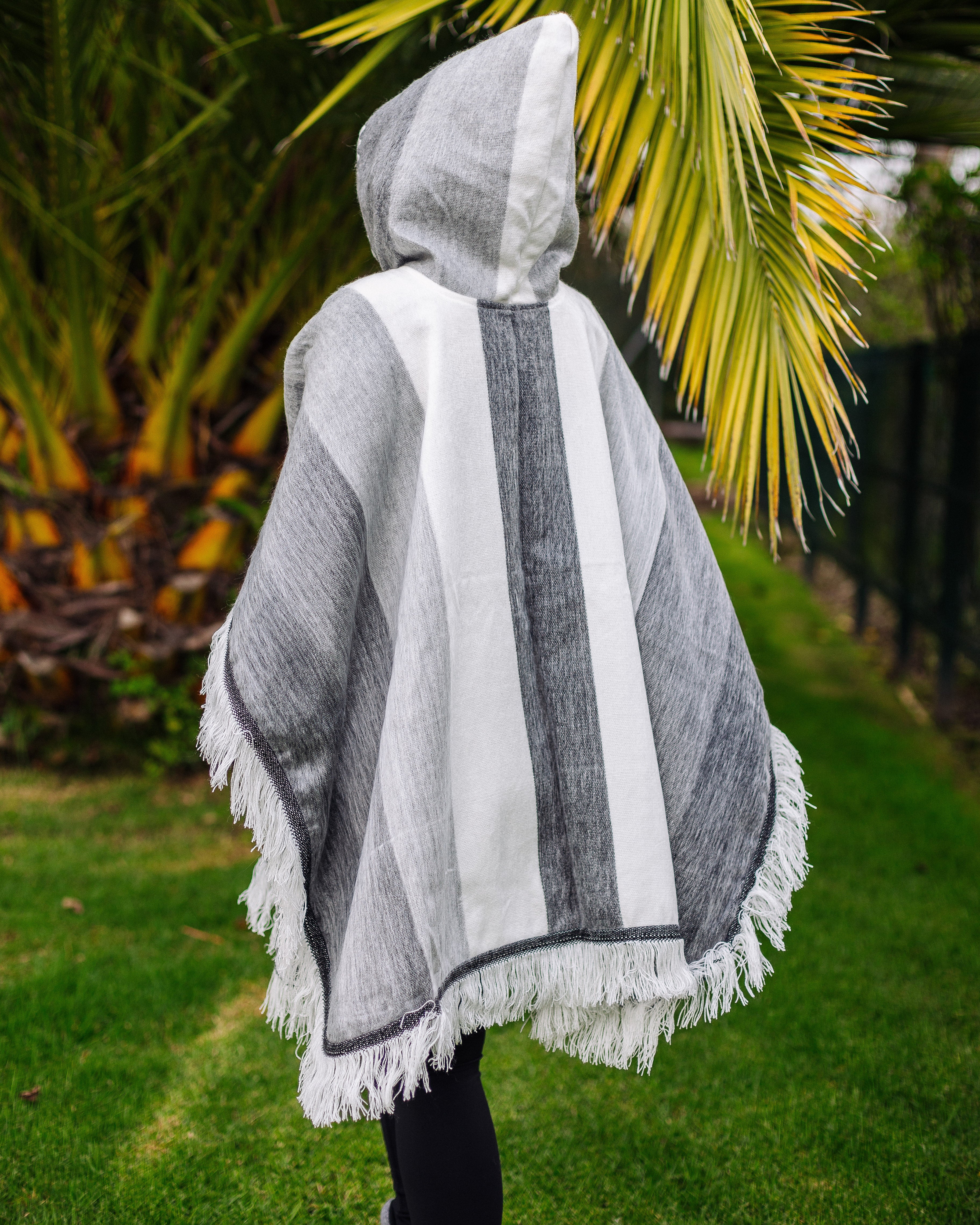 Gray Ash and White Alpaca Poncho With Hood - Warmpaka