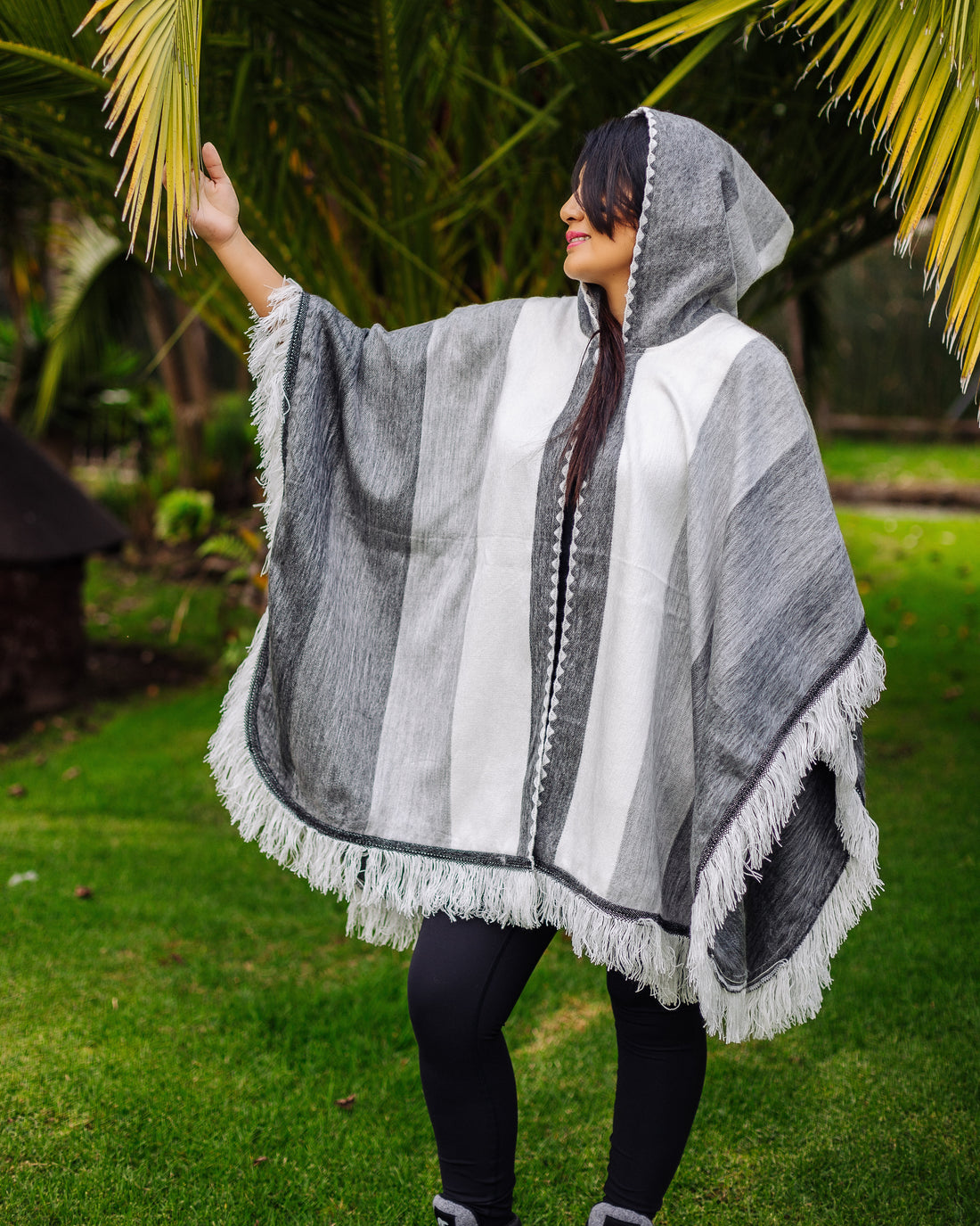 Gray Ash and White Alpaca Poncho With Hood - Warmpaka