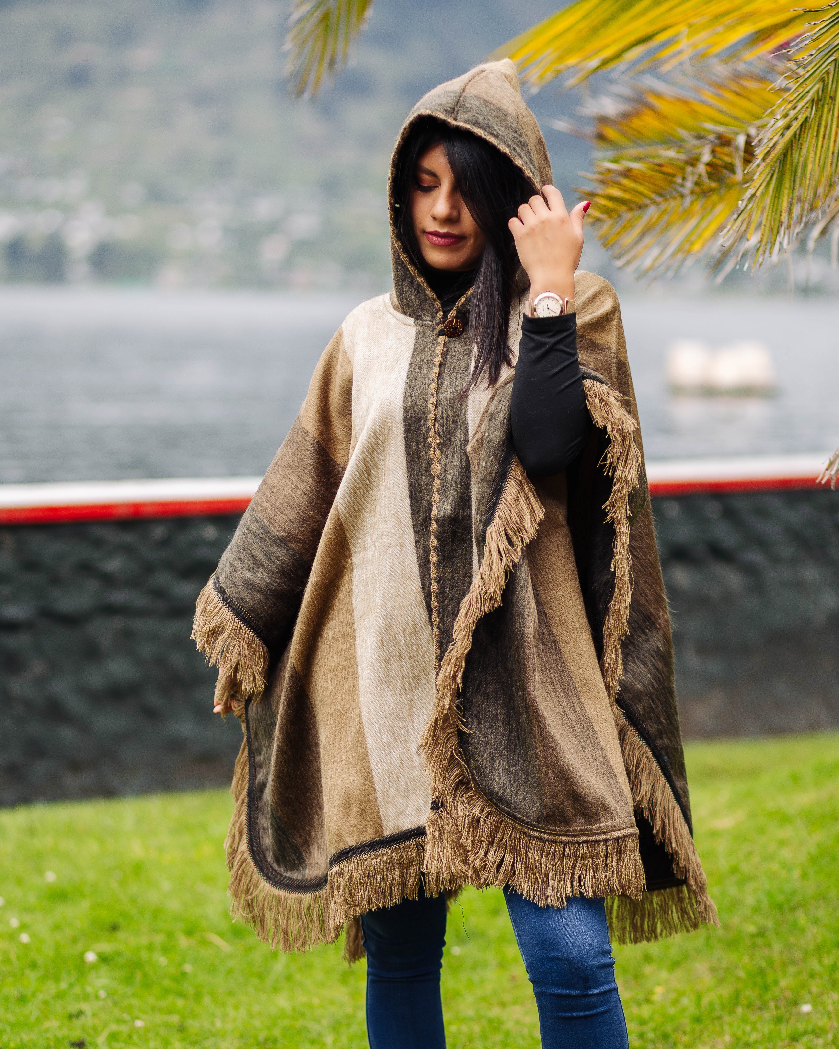Beige Alpaca Poncho With Hood - Warmpaka