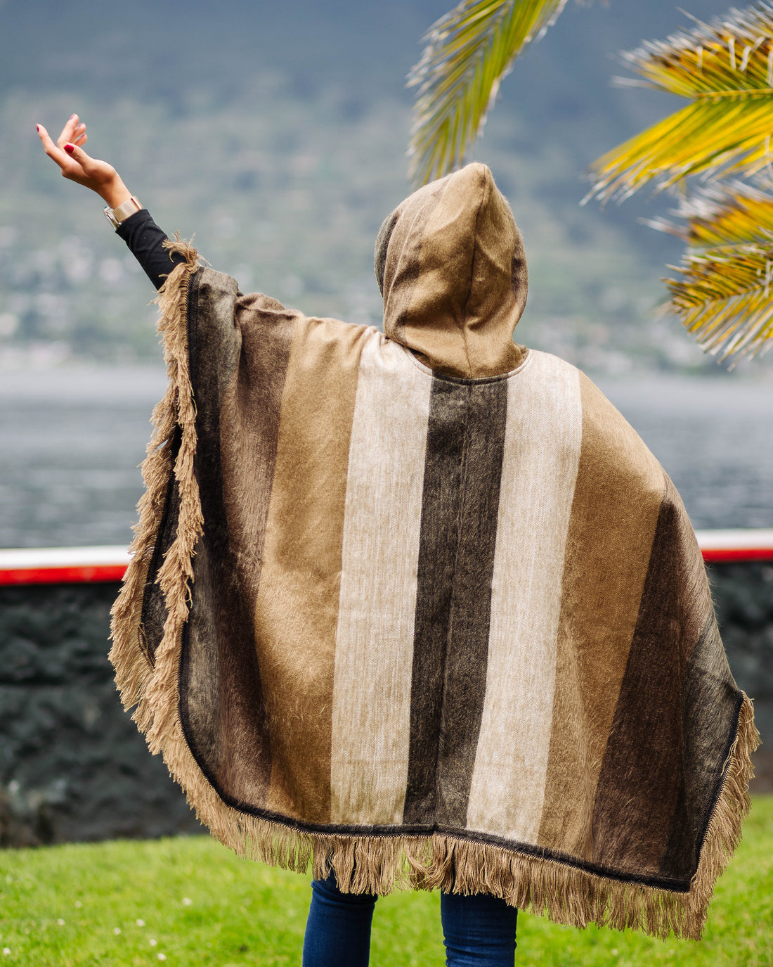 Beige Alpaca Poncho With Hood - Warmpaka