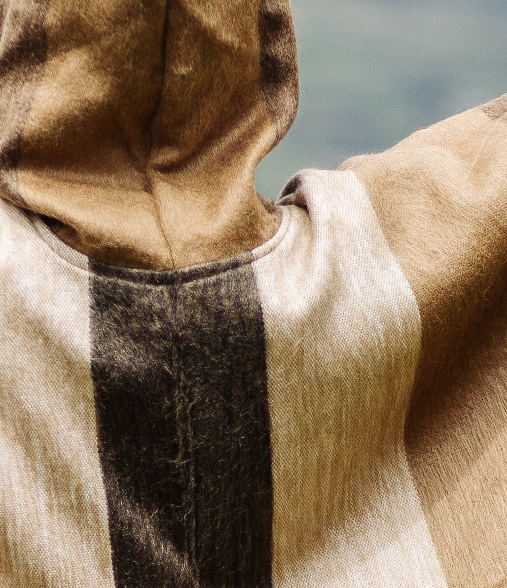 Beige Alpaca Poncho With Hood - Warmpaka
