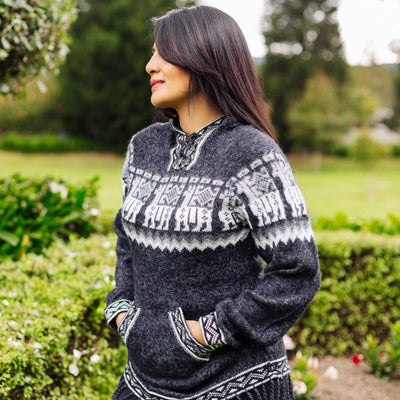 Cozy Winter Fashion: Styling Tips with Alpaca Sweaters and Ponchos