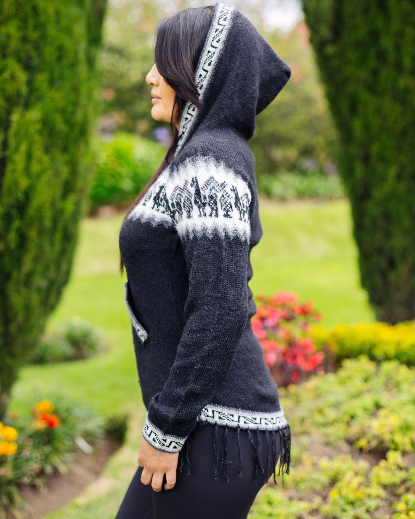 Black Hooded Alpaca Sweater - Warmpaka